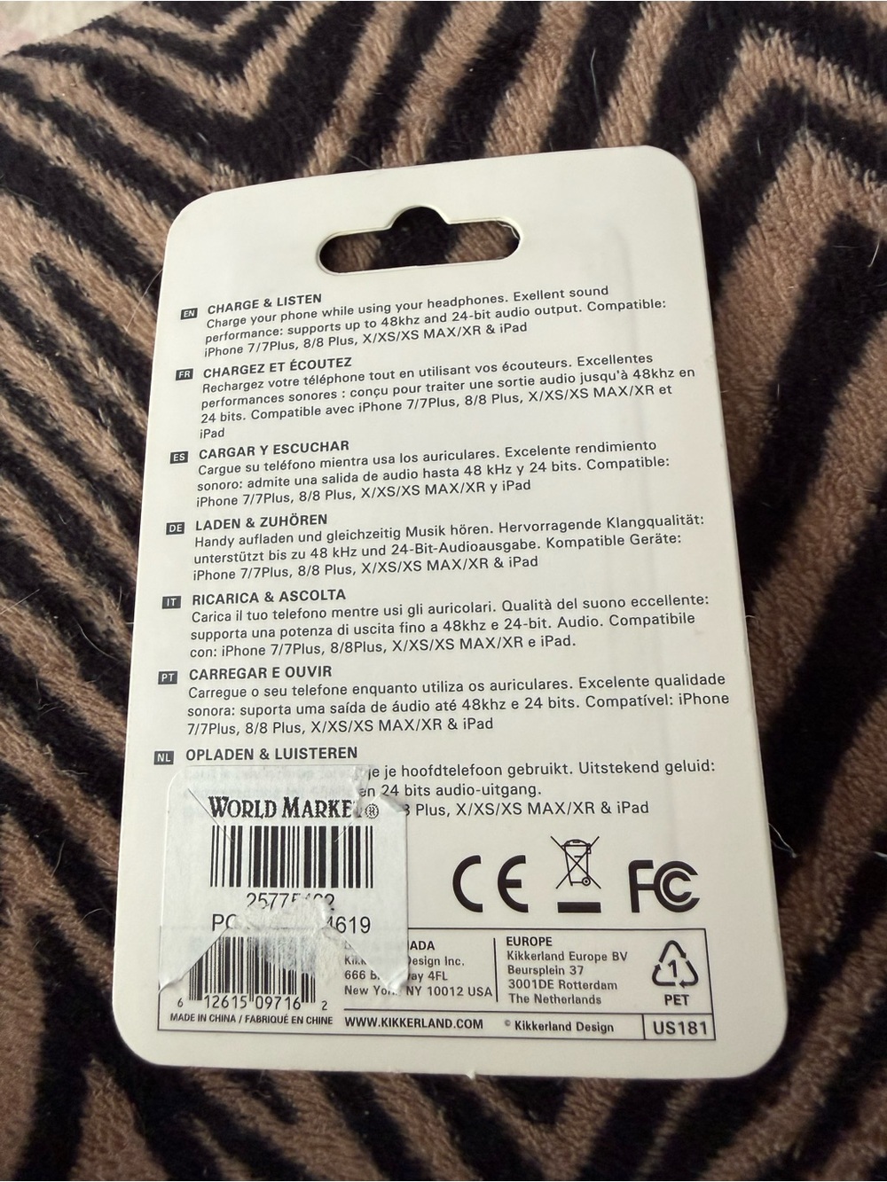 🏷️Kikerland Black Charge & Listen Lightning Adapter for iPhone 7/8 Plus and Ipad - Picture 2 of 2
